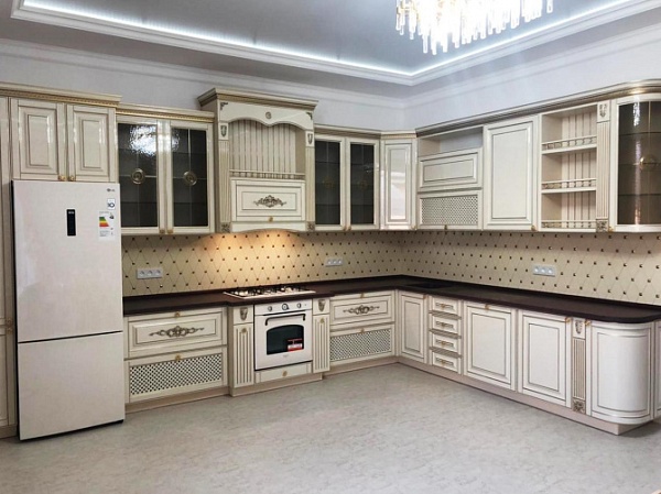 кухня Валенсия цена за п.м.