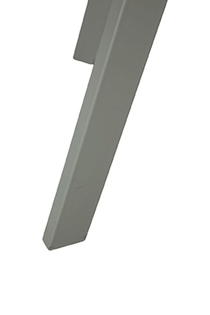 Стол обеденный