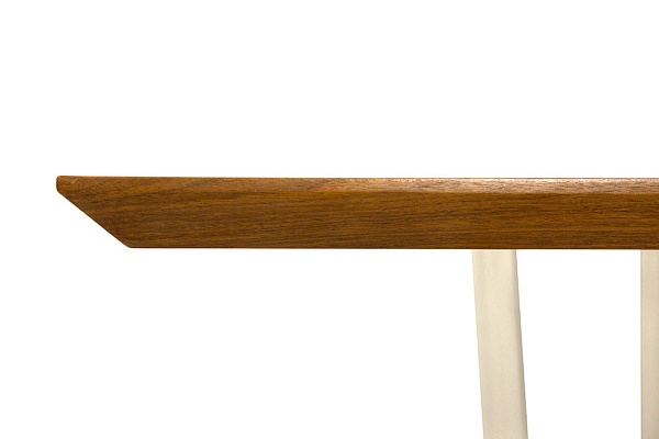 Стол обеденный