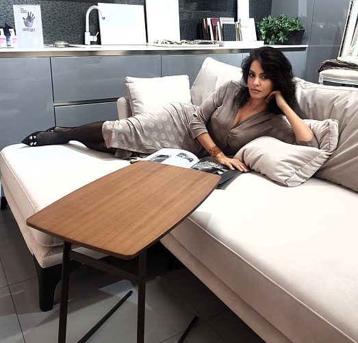 журнальный столик Пеле приставной