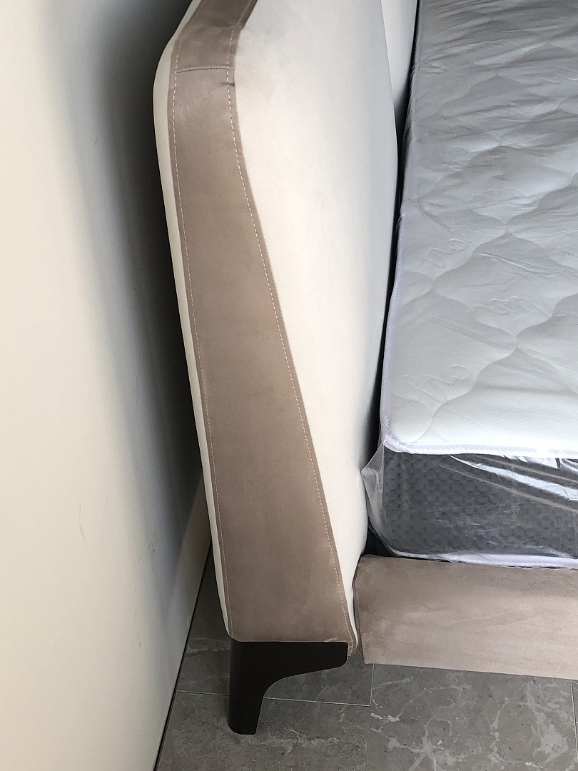 кровать Висконти