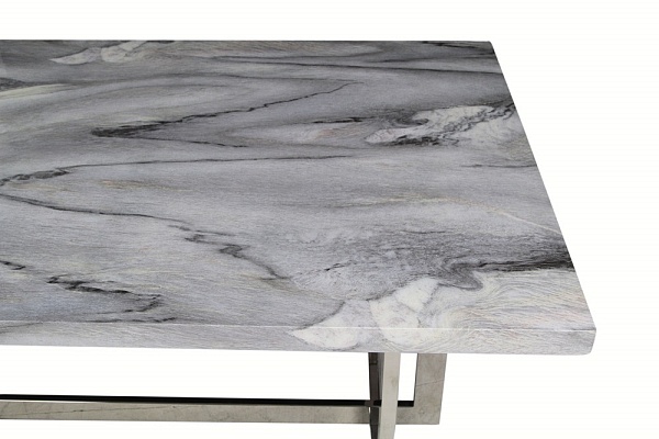 Стол обеденный